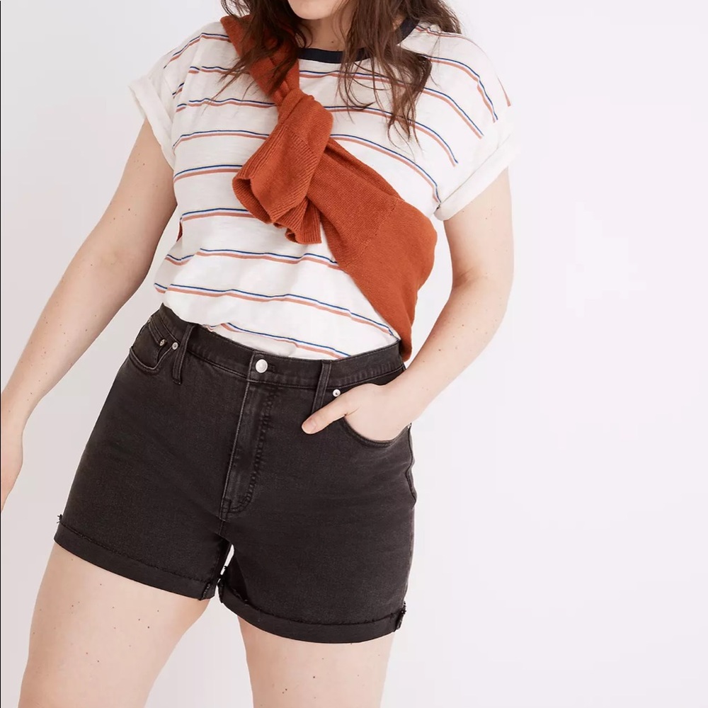 High-Rise Denim Shorts in Lunar Wash